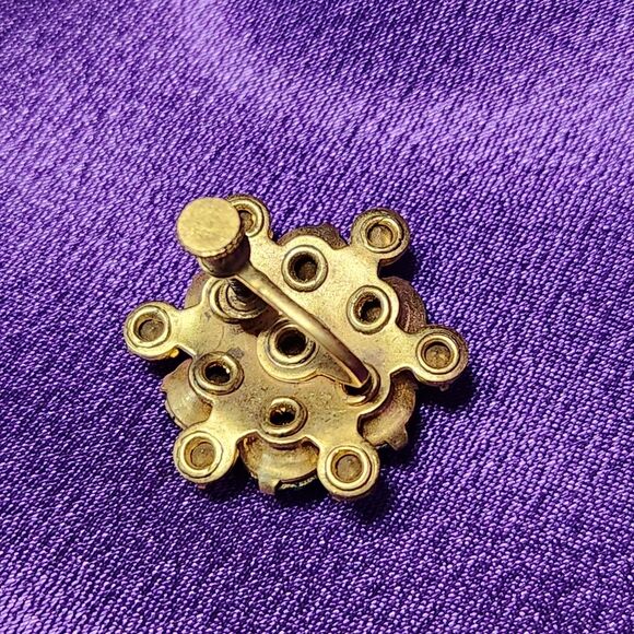 Vtg 1940s Emerald Green Rhinestone Cluster W/Smokey Accent Screw Back Earrings - Picture 5 of 9